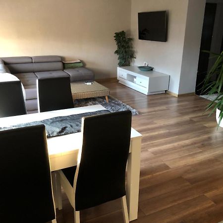 Apartament Moniuszki Kędzierzyn-Koźle Dış mekan fotoğraf