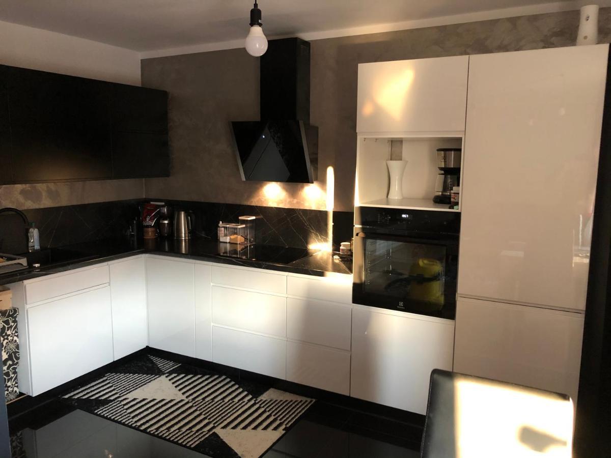 Apartament Moniuszki Kędzierzyn-Koźle Dış mekan fotoğraf